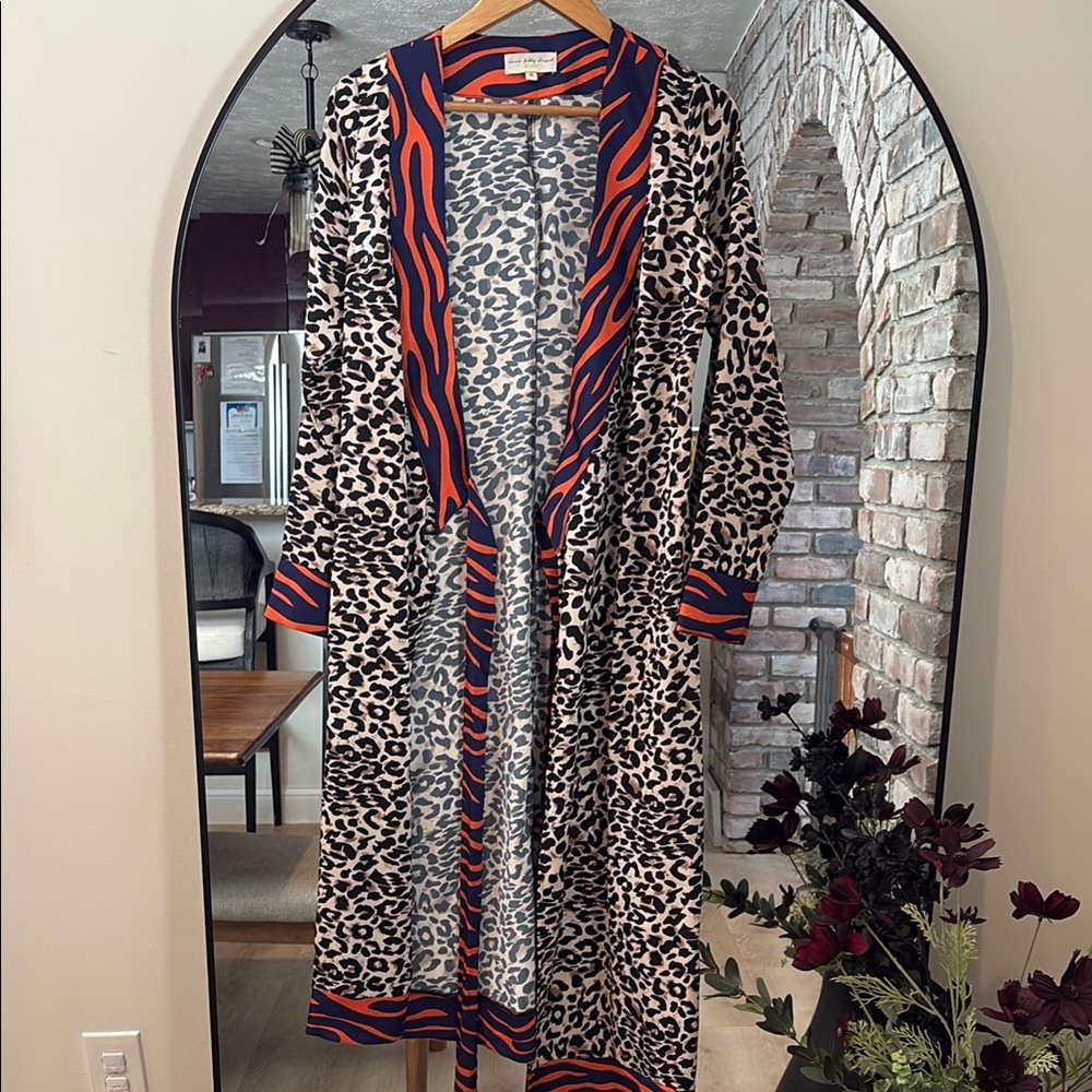 Never Fully Dressed Leopard Contrast Print Satin Wrap Tie Midi Dress Size Small